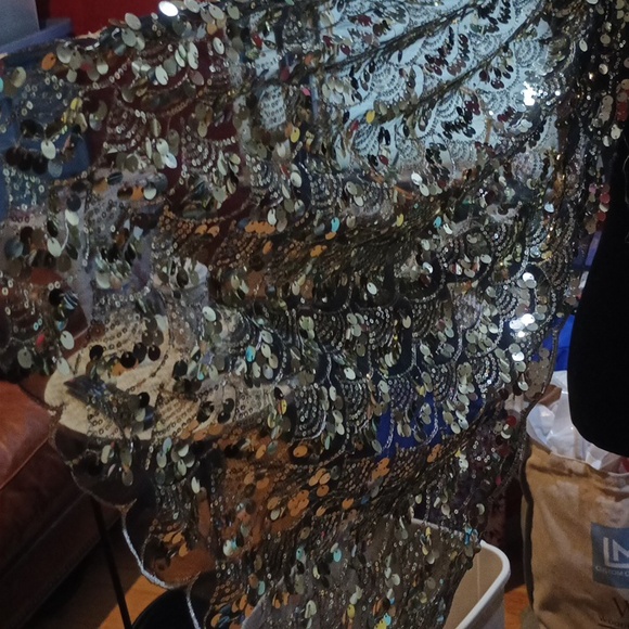 Betsey Johnson Black and Gold Sequin Accessory nwt - Picture 2 of 5